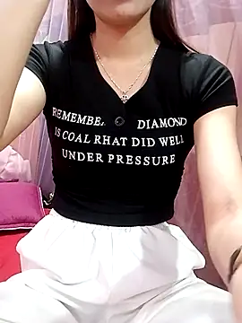 Snapshot of CherryBeii chatting on October 29, 2025, 1:02 pm CherryBeii online show from October 29, 2025, 1:02 pm