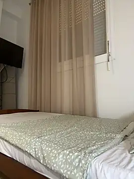 Snapshot of Merousexy282828 chatting on September 28, 2025, 2:33 pm Merousexy282828 online show from September 28, 2025, 2:33 pm