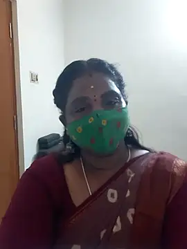 Snapshot of Tamil_Kavitha10 chatting on October 16, 2025, 4:52 pm Tamil Kavitha10 online show from October 16, 2025, 4:52 pm