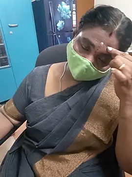 Snapshot of Tamil_Kavitha10 chatting on October 23, 2025, 6:50 pm Tamil Kavitha10 online show from October 23, 2025, 6:50 pm