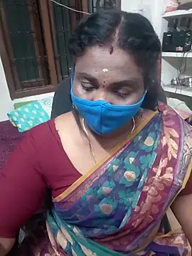 Snapshot of Tamil_Kavitha10 chatting on November 8, 2025, 3:34 pm Tamil Kavitha10 online show from November 8, 2025, 3:34 pm