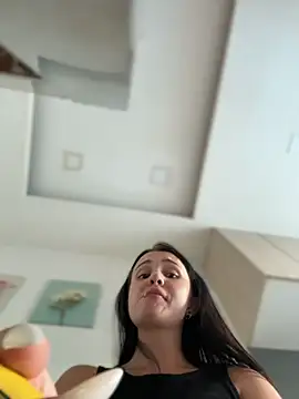 Snapshot of VendiMur chatting on February 15, 2026, 7:51 am VendiMur online show from February 15, 2026, 7:51 am