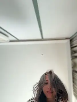 Snapshot of VendiMur chatting on March 1, 2026, 2:02 am VendiMur online show from March 1, 2026, 2:02 am