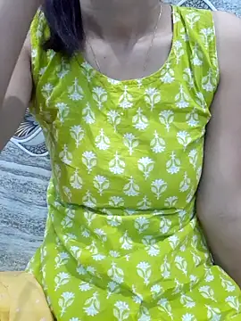 siya rani67 online show from November 18, 2025, 2:43 pm