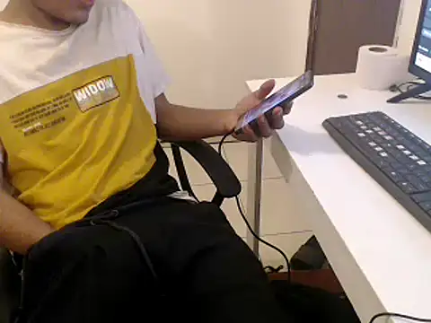 nyxsex online show from October 13, 2025, 6:08 pm