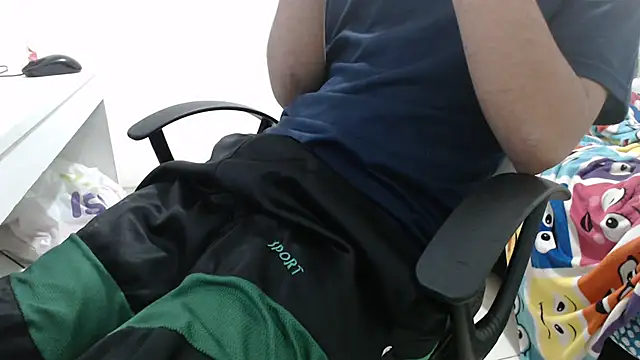 nyxsex online show from November 18, 2025, 5:17 pm