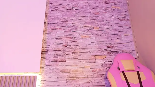 liz monserrat 1 online show from October 19, 2025, 7:31 am