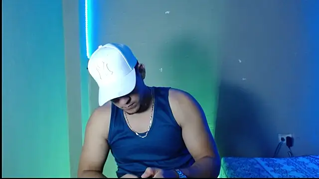 massimo vidal  online show from November 21, 2025, 2:16 pm