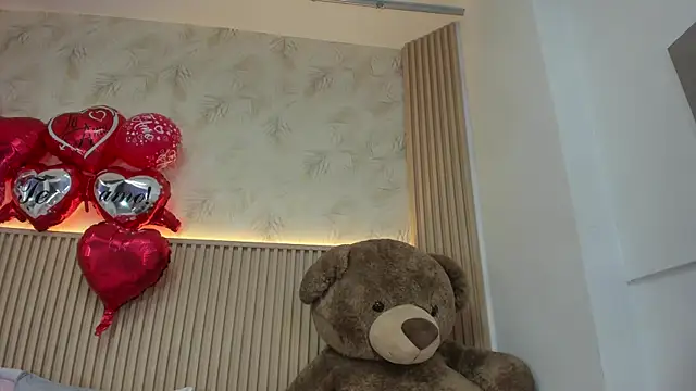 Liss-Reyes online show from February 16, 2026, 12:45 pm