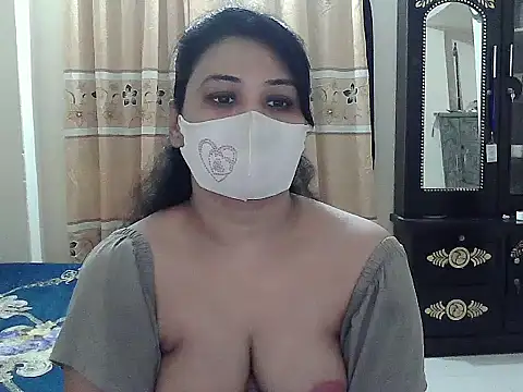 Elena cruz5 online show from October 7, 2025, 2:47 pm