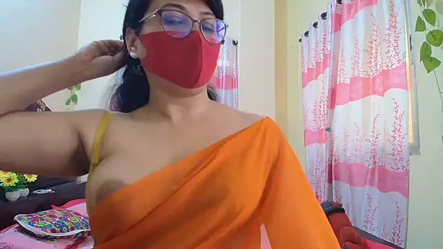 Elena cruz5 online show from February 4, 2026, 2:39 am