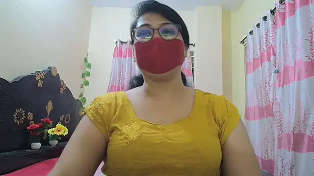 Elena cruz5 online show from February 28, 2026, 6:31 pm