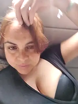 Snapshot of CARITOMIO chatting on February 7, 2026, 6:33 pm CARITOMIO online show from February 7, 2026, 6:33 pm