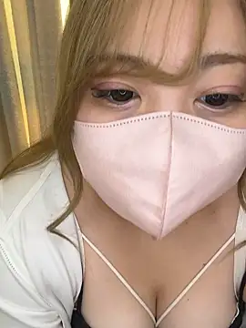 Snapshot of Chua-chan chatting on October 1, 2025, 6:19 am Chua-chan online show from October 1, 2025, 6:19 am