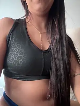 lulizoee online show from March 17, 2026, 6:22 pm