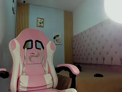 Jax Maliq online show from November 3, 2025, 3:19 am