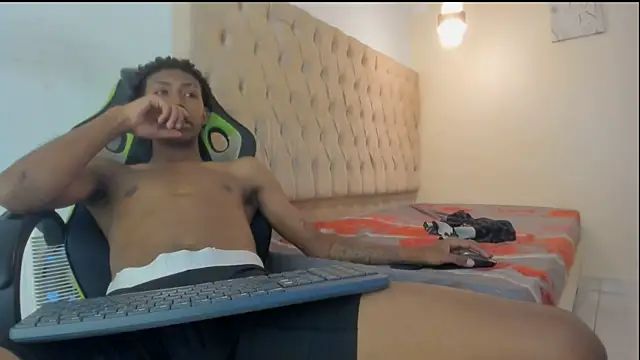 Jax Maliq online show from January 5, 2026, 5:27 pm