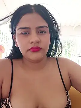 daringxxxhot online show from November 7, 2025, 1:33 pm