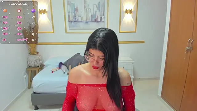 caroline 00403  online show from September 26, 2025, 7:18 pm