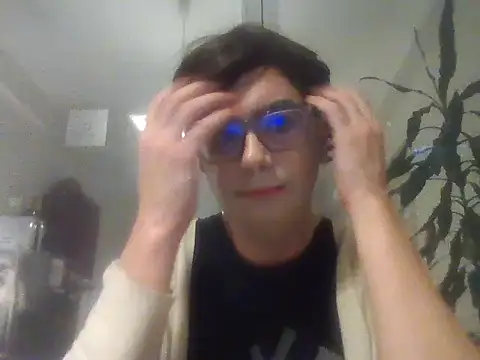 Snapshot of Nady79xxx chatting on November 21, 2025, 5:55 pm Nady79xxx online show from November 21, 2025, 5:55 pm