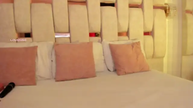 charlotte line online show from October 15, 2025, 5:02 pm