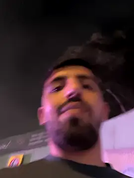 ahmet4090 online show from October 6, 2025, 5:43 pm