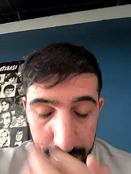 ahmet4090 online show from October 13, 2025, 1:55 pm