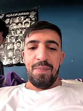 ahmet4090 online show from October 19, 2025, 1:01 pm