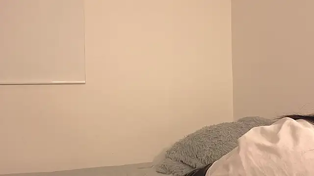 AlessandraLB online show from March 5, 2026, 12:17 am