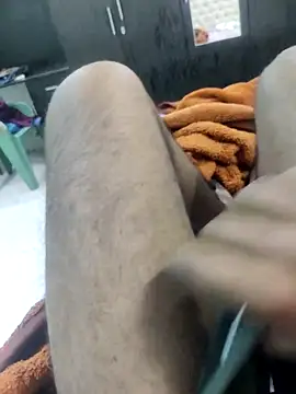 Yourminal online show from October 10, 2025, 7:46 pm