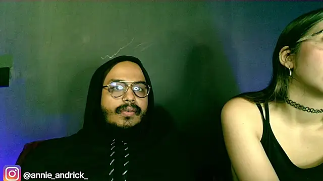 Snapshot of _leda_swan_ chatting on October 8, 2025, 1:31 pm leda swan online show from October 8, 2025, 1:31 pm