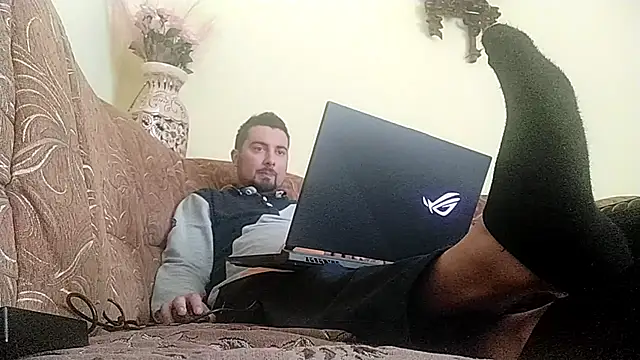 Joseph1Arnold online show from October 16, 2025, 11:22 am