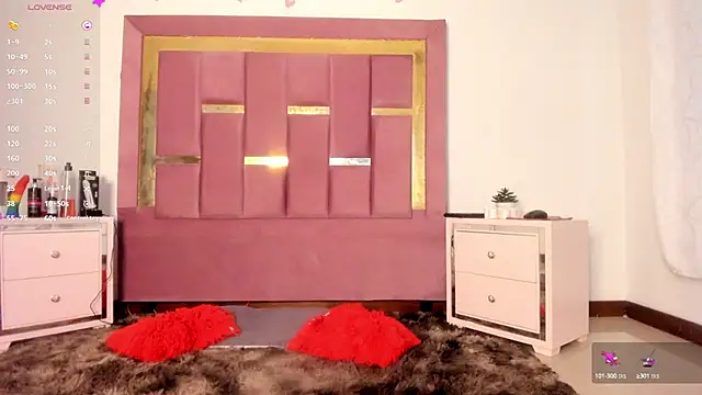 AikoSnow online show from October 1, 2025, 6:36 pm