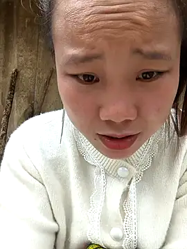 liu-liusexy online show from March 2, 2026, 3:20 am