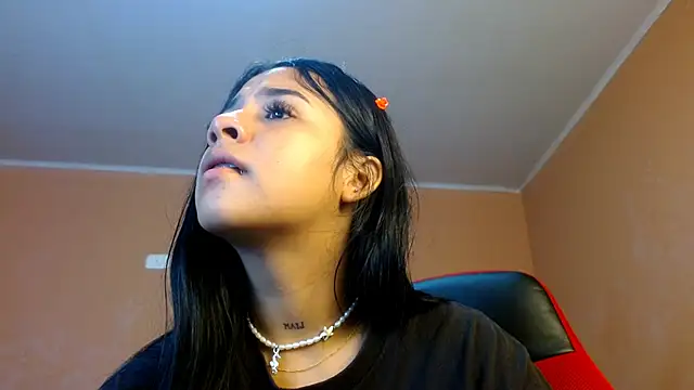 Snapshot of gracewoe chatting on October 21, 2025, 11:44 am gracewoe online show from October 21, 2025, 11:44 am