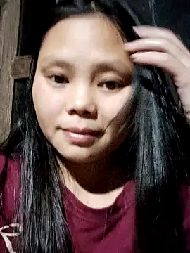 omiu-baby online show from November 26, 2025, 1:12 pm