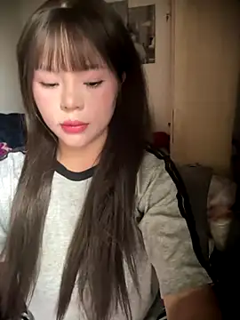 SarahBeii online show from October 3, 2025, 4:09 am