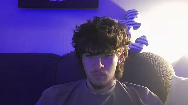 Snapshot of conradical18 chatting on October 14, 2025, 2:34 am conradical18 online show from October 14, 2025, 2:34 am