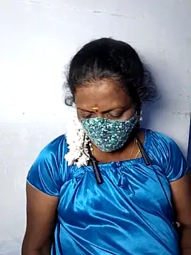 umashreetamil online show from November 7, 2025, 4:18 pm