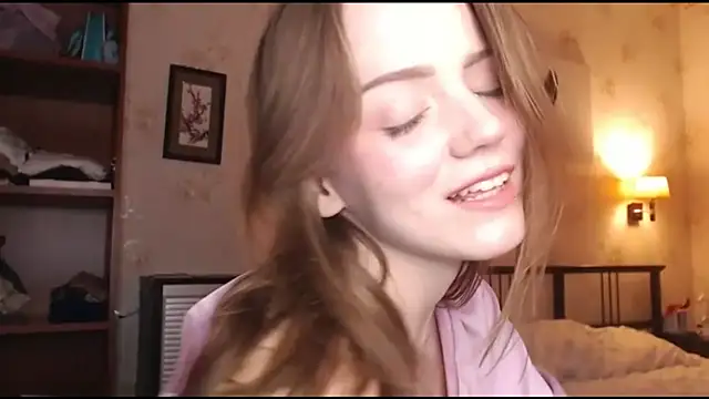 Snapshot of Olivia_Mens chatting on September 13, 2025, 8:41 pm Olivia Mens online show from September 13, 2025, 8:41 pm