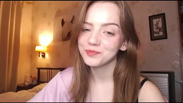 Snapshot of Olivia_Mens chatting on October 5, 2025, 6:39 pm Olivia Mens online show from October 5, 2025, 6:39 pm