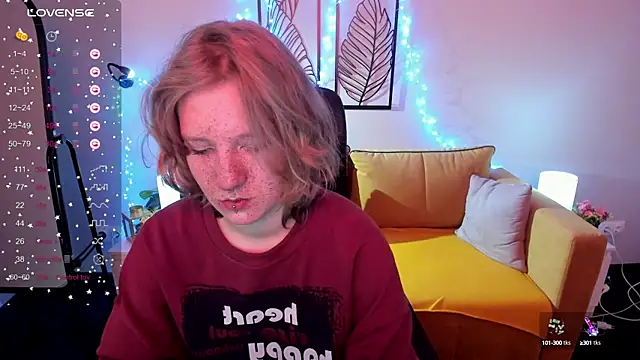 Hailey Foxy online show from October 12, 2025, 8:57 am