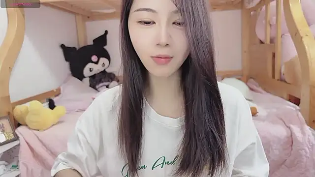 Sue101010 online show from October 5, 2025, 6:12 am