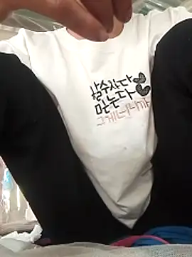 Snapshot of simi-lucy chatting on November 15, 2025, 6:55 am simi-lucy online show from November 15, 2025, 6:55 am