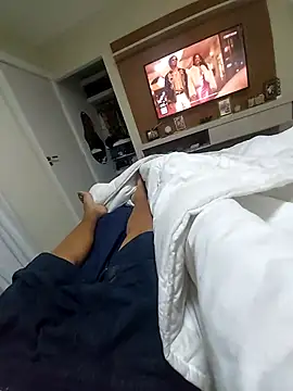 andrerj22 online show from October 20, 2025, 4:18 pm