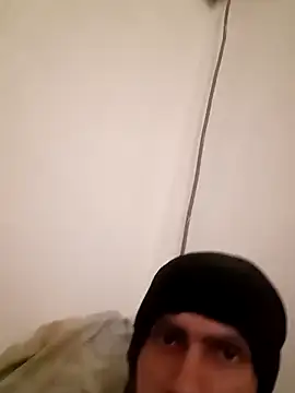 Snapshot of Alejandro92_cali chatting on September 20, 2025, 4:57 am Alejandro92 cali online show from September 20, 2025, 4:57 am