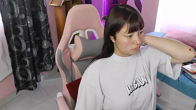 Zulema R1 online show from March 13, 2026, 9:32 pm