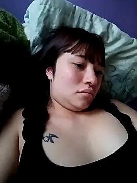 Zulema R1 online show from April 8, 2026, 10:43 pm