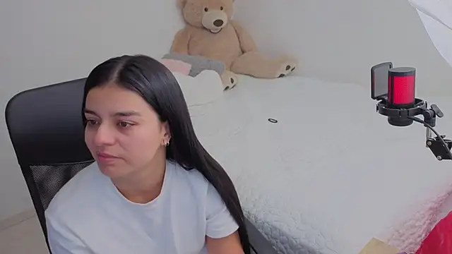 valerihouse online show from February 7, 2026, 1:09 am