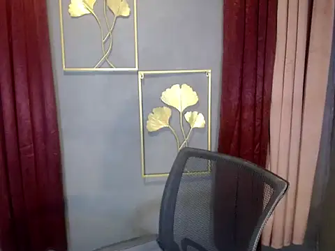 wetasianhugecock online show from November 8, 2025, 4:51 pm